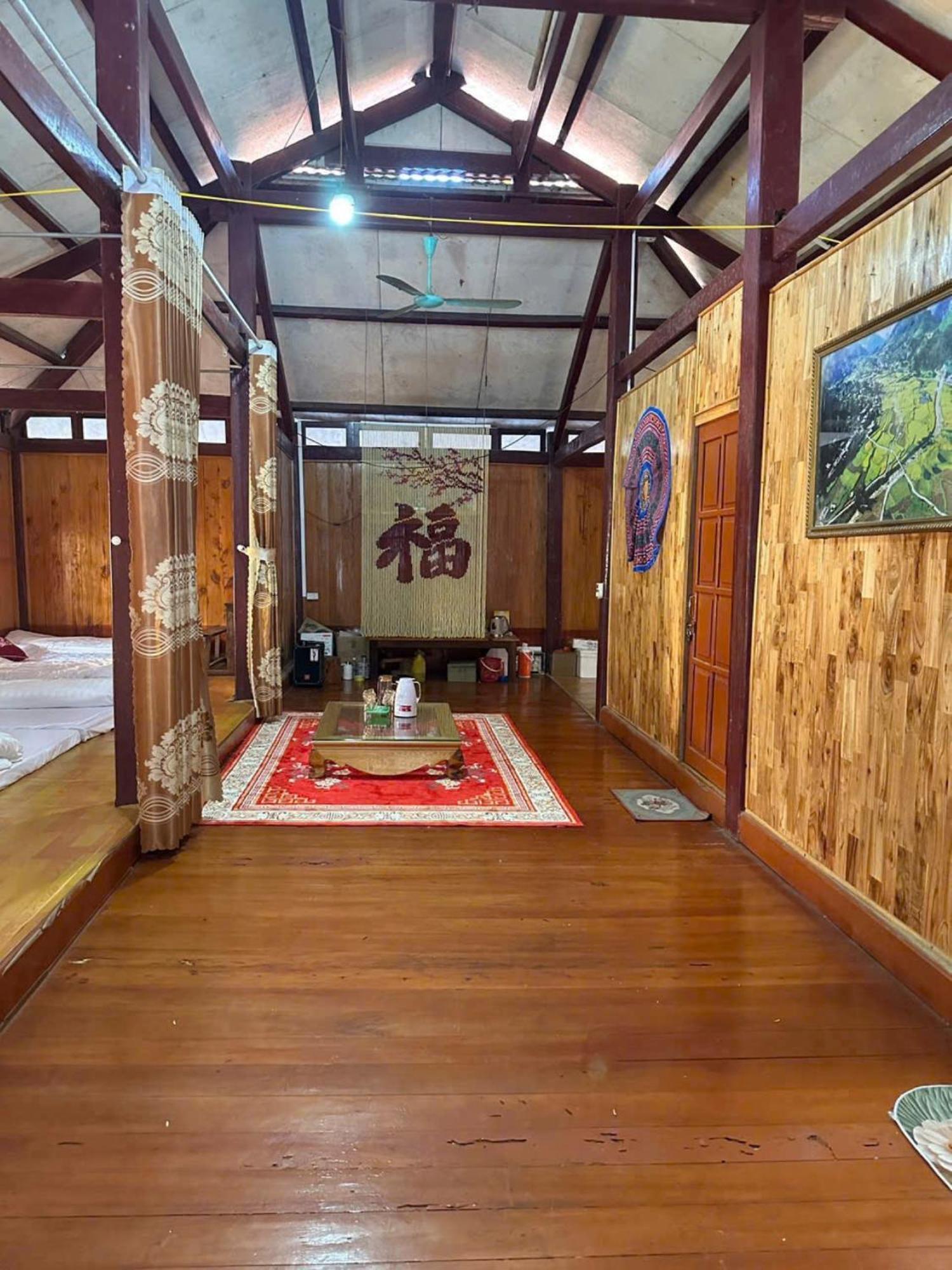 Cau Treo Homestay Cham Ta Lao Exteriér fotografie