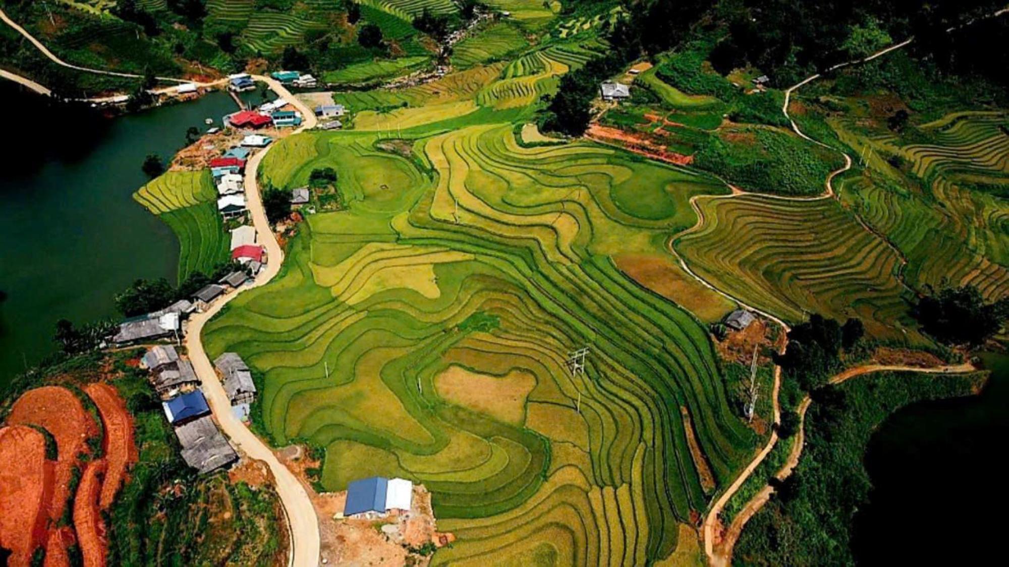 Cau Treo Homestay Cham Ta Lao Exteriér fotografie